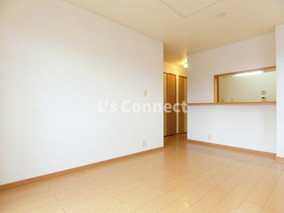 【内装】 | アラモードさくらⅣ | １２．１帖のＬＤＫ。