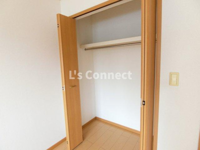 【収納】 | アラモードさくらⅣ | クローゼットでお荷物もすっきり収納。