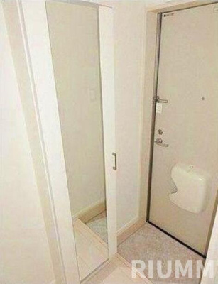 【玄関】 | エディフィッシオ小竹向原