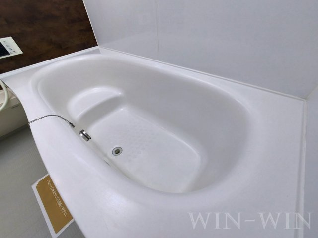 アゼリア B棟の浴室