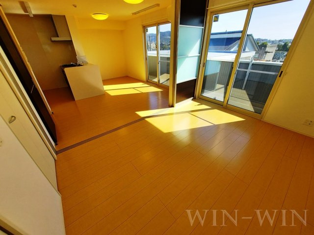 アゼリア B棟の寝室