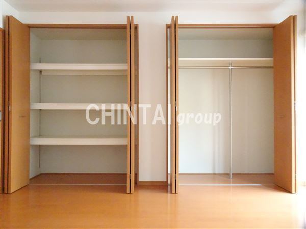 グラントレゾール明大前の収納