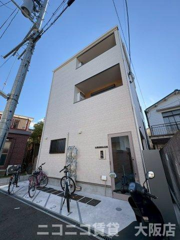 東大阪市稲葉３丁目のアパートの外観