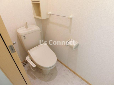 【トイレ】 | デーア・マーベラスＢ | 温水洗浄便座付きのトイレ。