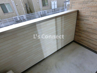 【バルコニー】 | ブライト６０５レジデンスⅡＢ | 晴れた日には洗濯物もたくさん干せます。