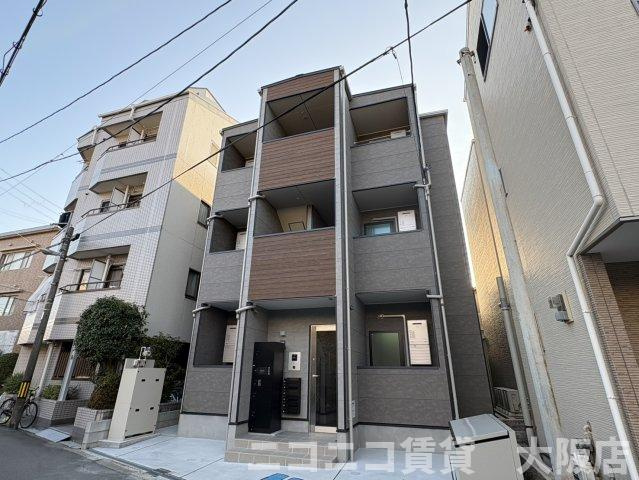 大阪市東淀川区淡路５丁目のアパートの外観