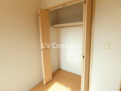 【収納】 | トレイン・ビューＢ | クローゼットでお荷物もすっきり収納。