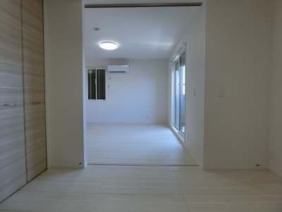 【洋室】 | トリシア クレール