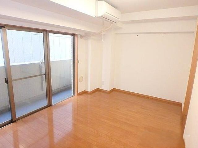 アルカンシエル横浜山下公園（０２０００７）の居間・リビング