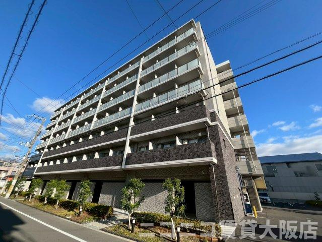 エスリード大阪クレストコートの外観