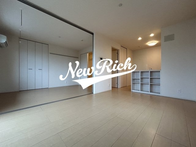 前橋市前箱田町のアパートの居間・リビング