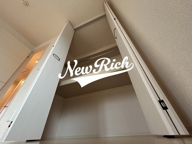 前橋市前箱田町のアパートの収納