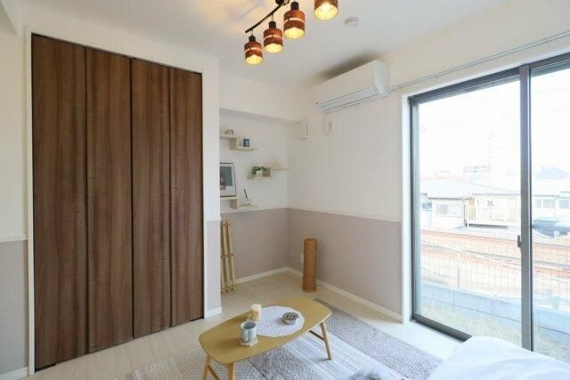 ダイヤモンドヒルズ横浜井土ヶ谷Ｂ号棟の居間・リビング