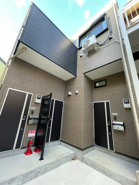 セレーノ上大岡の外観