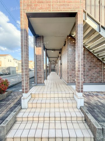 セジュールモナリエのエントランス|清潔なエントランス♪