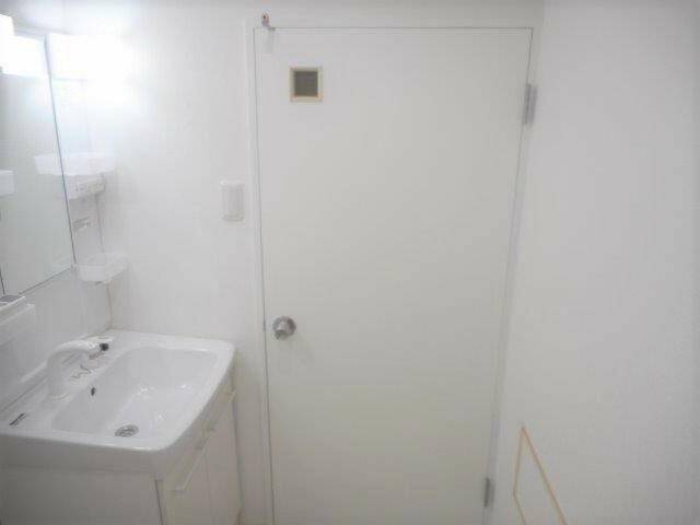 ラ・レーヌ日野の洗面所