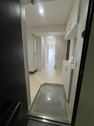 モンテベルデ六義園の玄関