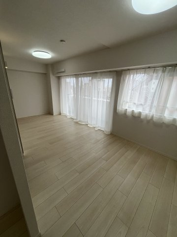 モンテベルデ六義園の居間・リビング
