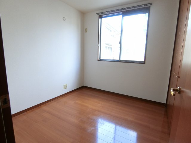 シャーメゾン野中B棟の洋室|明るい洋室です