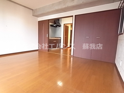 【寝室】 | ルーラル十五番館 | 開放的な寝室です