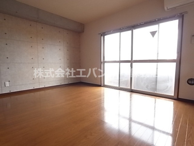 【居間・リビング】 | ルーラル十五番館 | 使いやすい居間です