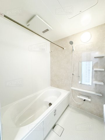 フェリシアの内装