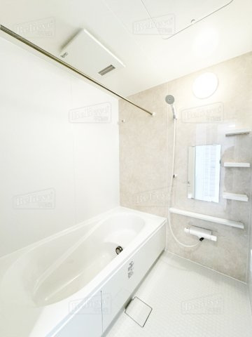 フェリシアの浴室|追い焚き機能付きのお風呂です♪