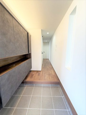 【玄関】 | 【仲介手数料３８０万円が無料！】■プレミアムデザインハウス■