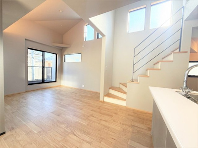 【居間・リビング】 | 【仲介手数料３８０万円が無料！】■プレミアムデザインハウス■