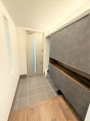 【玄関】 | 【仲介手数料３８０万円が無料！】■プレミアムデザインハウス■