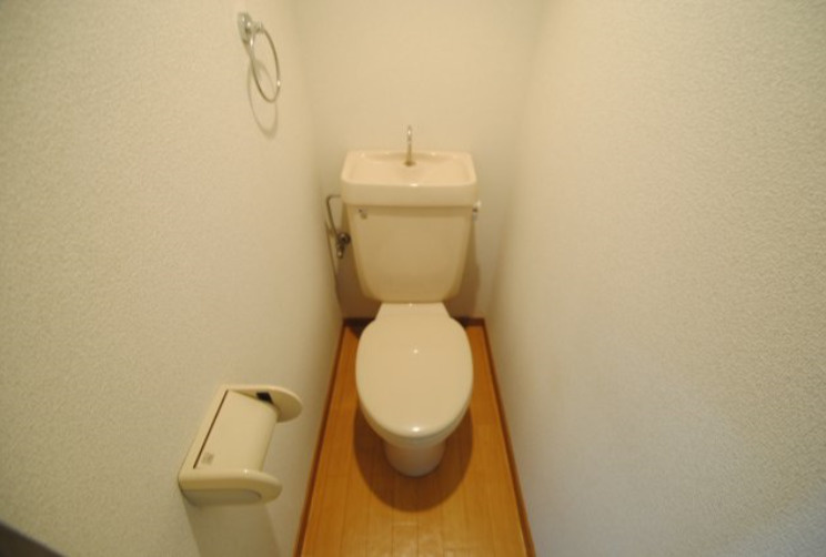 久留米市合川町のアパートのトイレ|トイレも気になるポイント