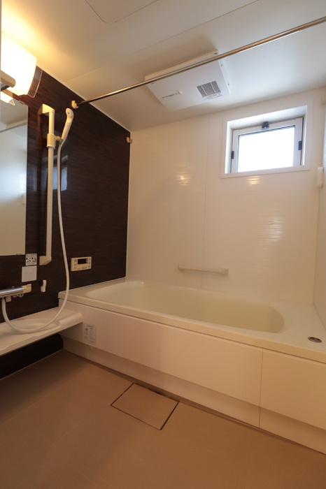 Ｄ-Ｒｏｏｍ・ＳＫ　Ⅳの浴室