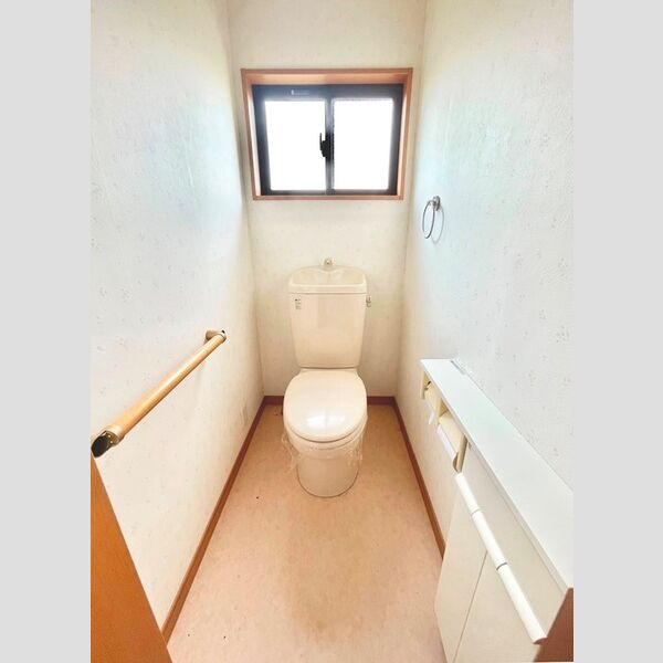 池金町字上大入戸建のトイレ