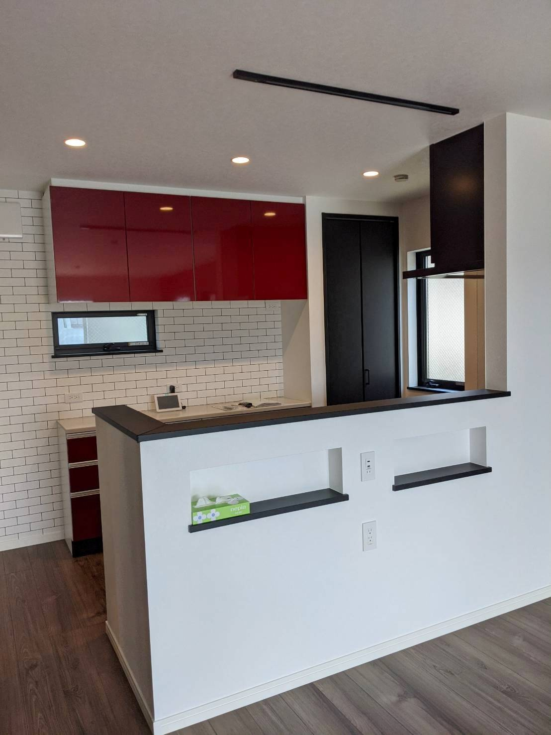 板戸戸建のキッチン