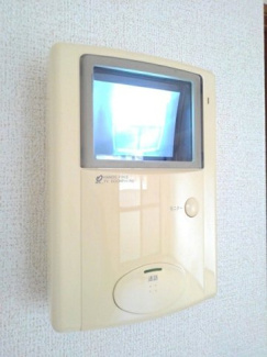 【セキュリティ】 | レインボーキャッスル | モニター付きインターホンです