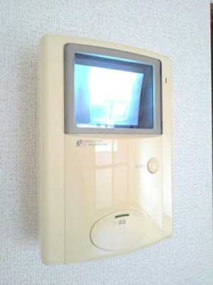 【セキュリティ】 | レインボーキャッスル | モニター付きインターホンです