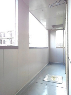 【バルコニー】 | レインボーキャッスル | バルコニーです