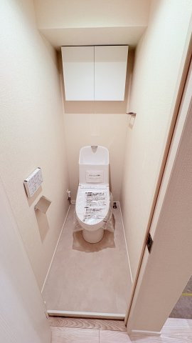 ★仲介手数料無料★コープ野村一番町（新規リノベーション済み）のトイレ