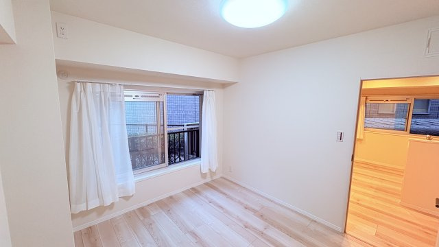 ★仲介手数料無料★コープ野村一番町（新規リノベーション済み）の洋室
