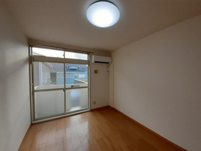 【居間・リビング】 | ミニヨンほたる | リビングです