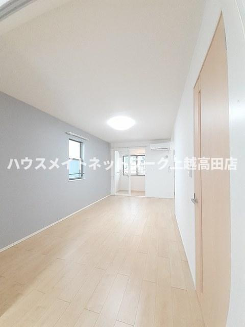 パルテンツァの居間・リビング|ＬＤＫ