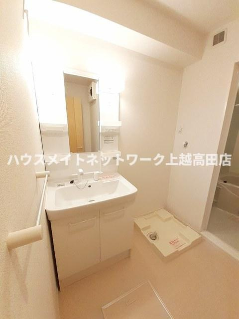 パルテンツァの洗面所|洗髪洗面化粧台