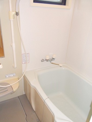 マンション柳川の浴室