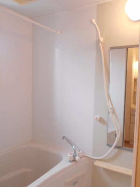 シェソワ　Ａの浴室