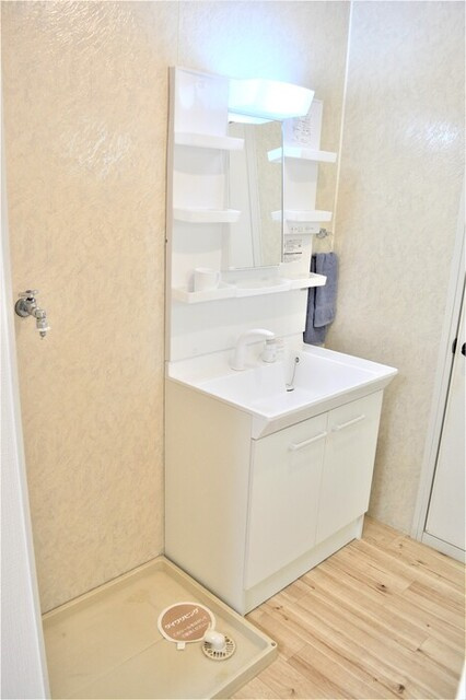 楠小路　B棟の洗面所|洗髪洗面化粧台