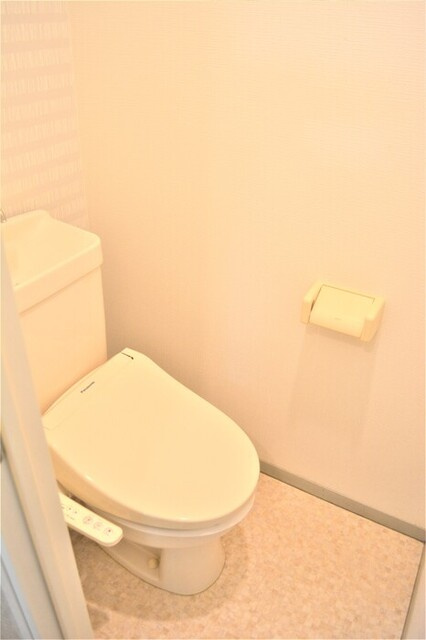 楠小路　B棟のトイレ|温水洗浄暖房便座