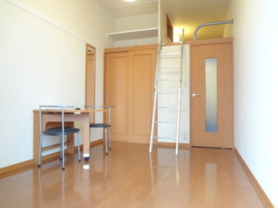 【居間・リビング】 | レオパレスフォレスト