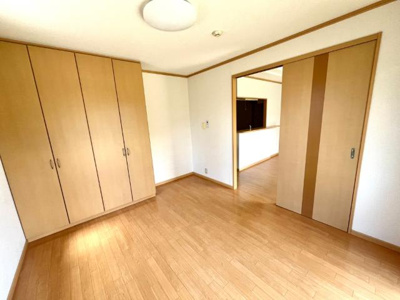 【内装】 | エスポア・コンフォース | 南側洋室