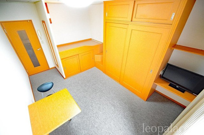 【居間・リビング】 | レオパレスＭＡＲＩＮⅡ | ※設備・使用は号室により異なる為、現況を優先いたします。