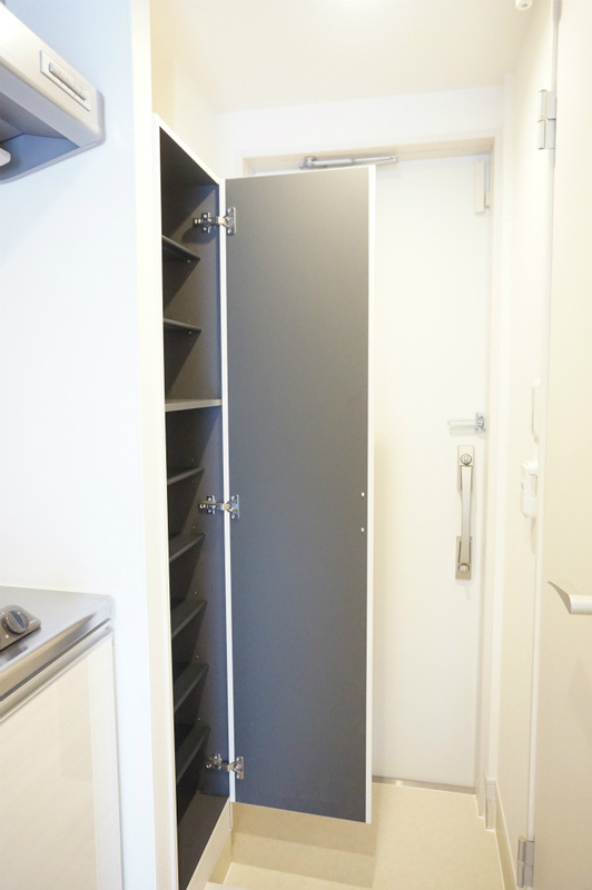 リブリ・検見川町の玄関